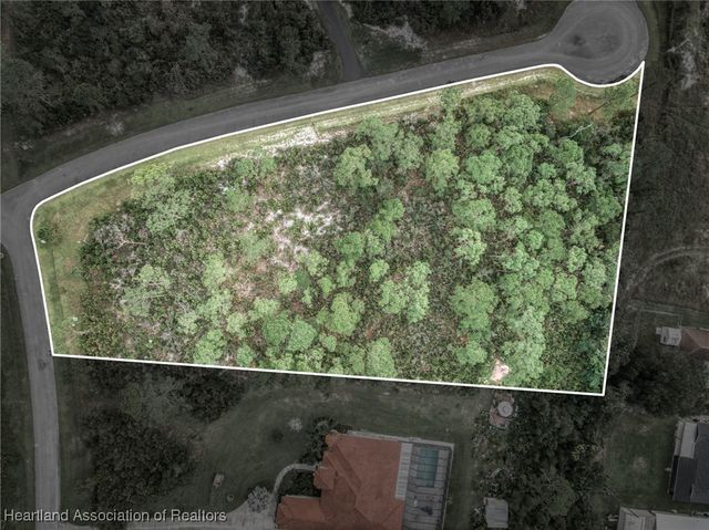 3000 Hawks Landing Circle, Sebring, FL 33875