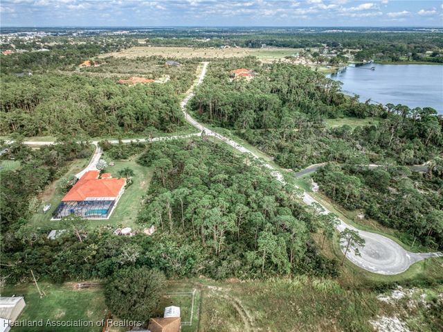 3000 Hawks Landing Circle, Sebring, FL 33875