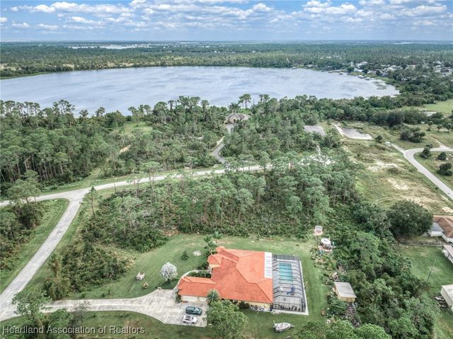 3000 Hawks Landing Circle, Sebring, FL 33875