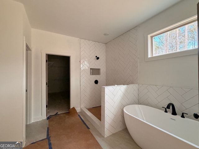 3243 Old Lifsey Springs Road, Molena, GA 30258