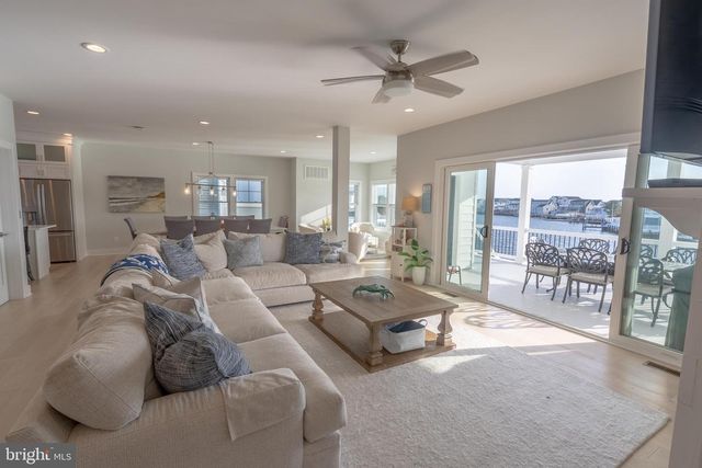 432 MORRIS BLVD, Manahawkin, NJ 08050