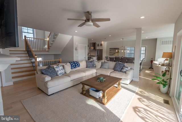 432 MORRIS BLVD, Manahawkin, NJ 08050