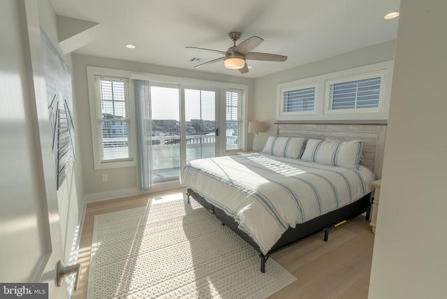 432 MORRIS BLVD, Manahawkin, NJ 08050