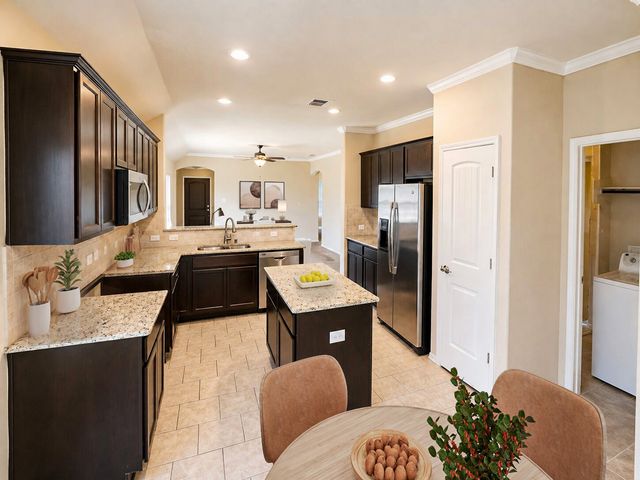 516 Cheyenne Drive, Aubrey, TX 76227