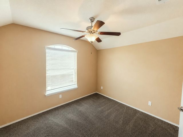 516 Cheyenne Drive, Aubrey, TX 76227