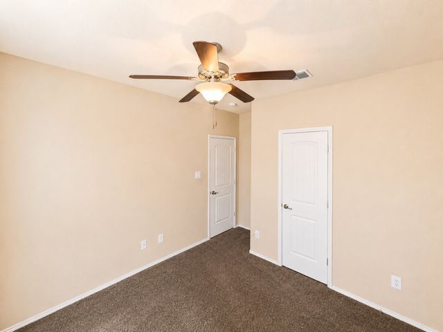 516 Cheyenne Drive, Aubrey, TX 76227