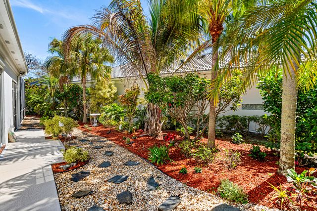 4983 Garden Drive, Delray Beach, FL 33445