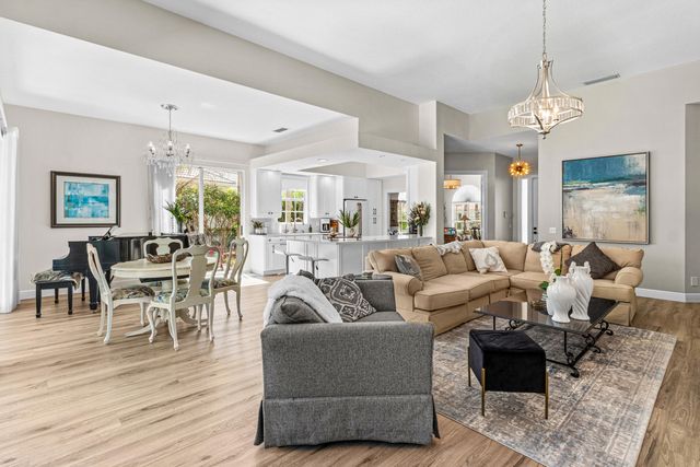 4983 Garden Drive, Delray Beach, FL 33445