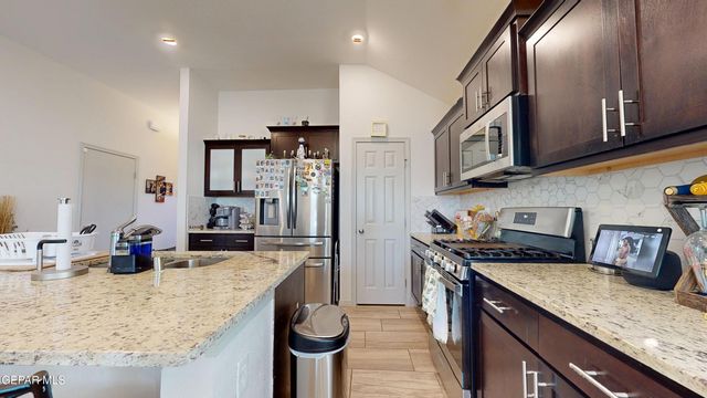 1172 Indigo Sky Street, El Paso, TX 79928