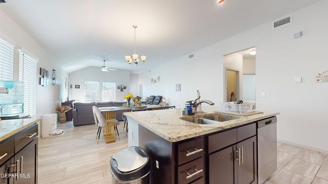 1172 Indigo Sky Street, El Paso, TX 79928