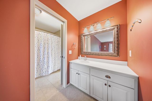 905 Highlander Trail, Hudson, WI 54016