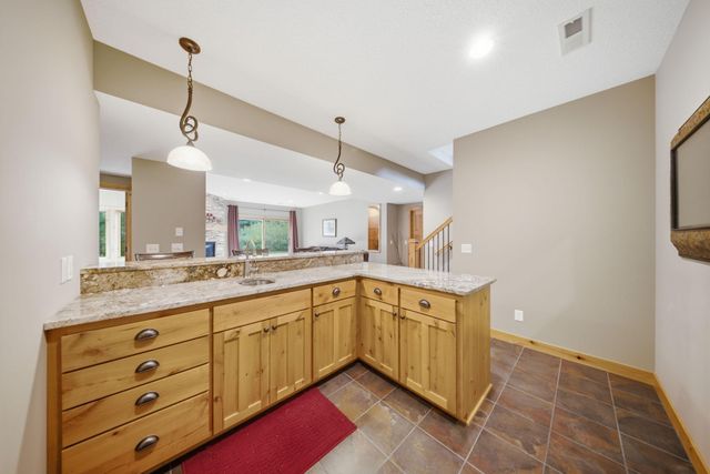 905 Highlander Trail, Hudson, WI 54016