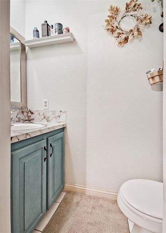 331 W Willow Avenue, Farmington, AR 72730