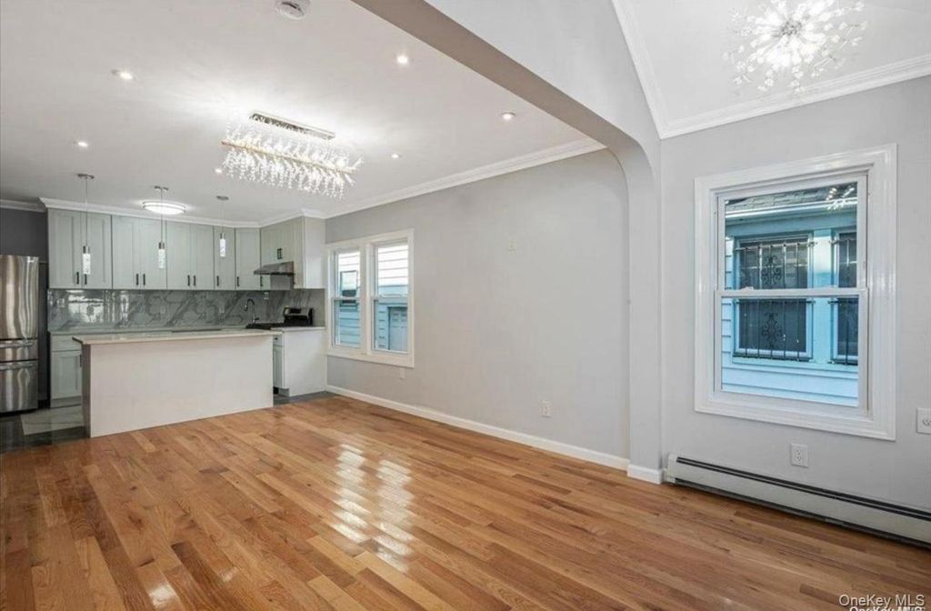 14716 Linden Boulevard, Jamaica, NY 11436 — photo 3