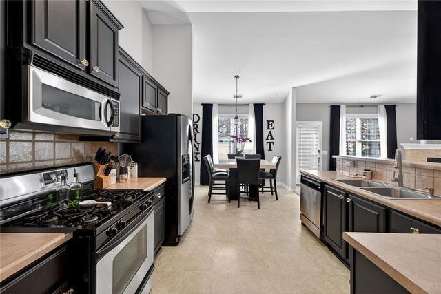 342 Southgate Drive, Locust Grove, GA 30248