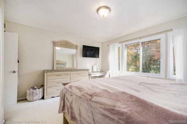 28909 Hidden Trail, Farmington Hills, MI 48331