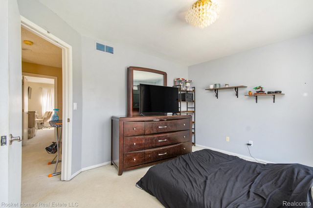 28909 Hidden Trail, Farmington Hills, MI 48331