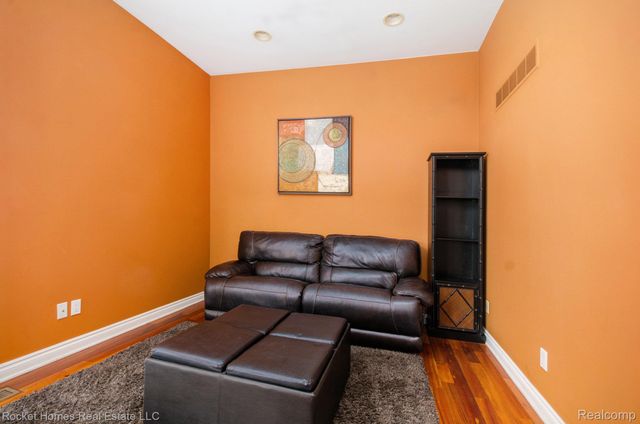 28909 Hidden Trail, Farmington Hills, MI 48331