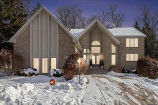 28909 Hidden Trail, Farmington Hills, MI 48331
