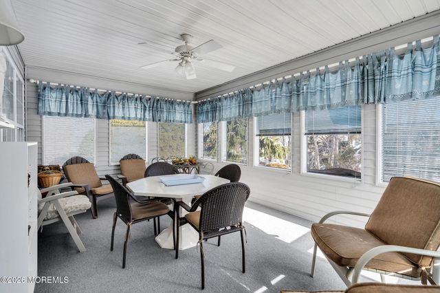 39 Strawberry Lane, Lakewood, NJ 08701