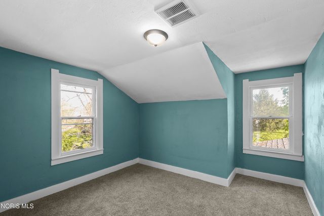 5805 Fryer Avenue, Toledo, OH 43615