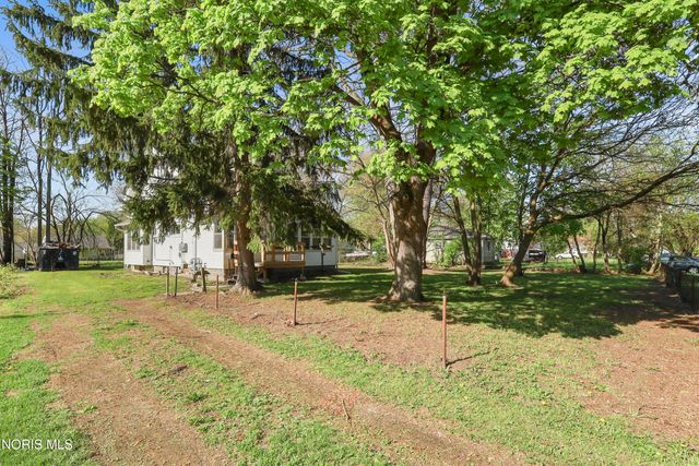 5805 Fryer Avenue, Toledo, OH 43615