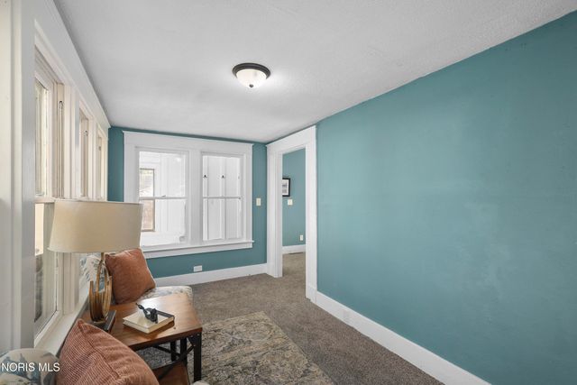 5805 Fryer Avenue, Toledo, OH 43615
