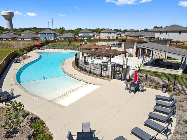 13608 Helton Pass, St Hedwig, TX 78152