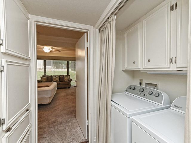 199 World Of Tennis SQ, Lakeway, TX 78738