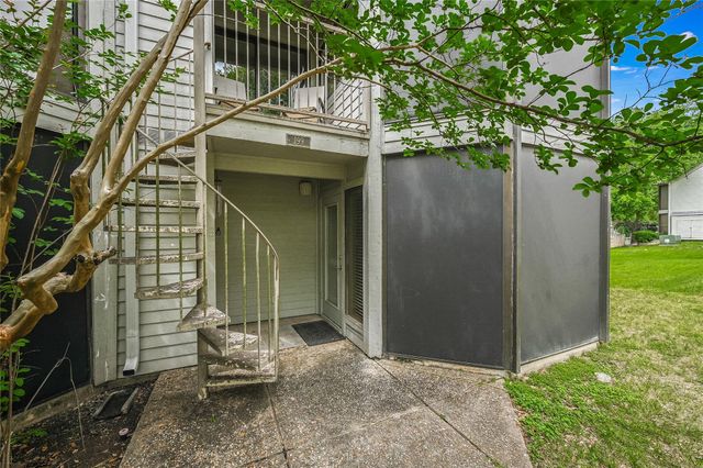 199 World Of Tennis SQ, Lakeway, TX 78738