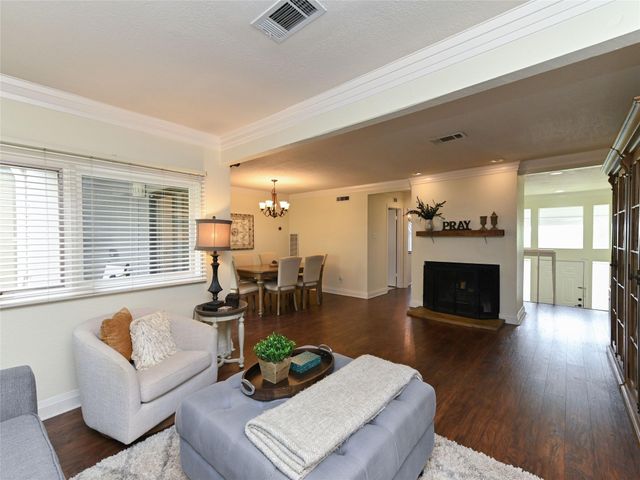 199 World Of Tennis SQ, Lakeway, TX 78738