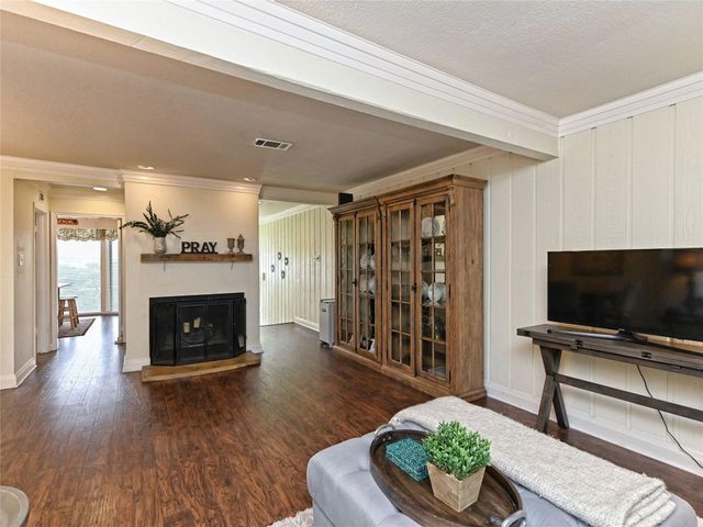 199 World Of Tennis SQ, Lakeway, TX 78738