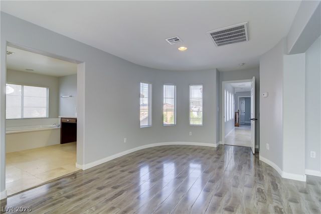 1957 Cape Cod Landing Drive, Las Vegas, NV 89135