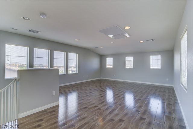 1957 Cape Cod Landing Drive, Las Vegas, NV 89135