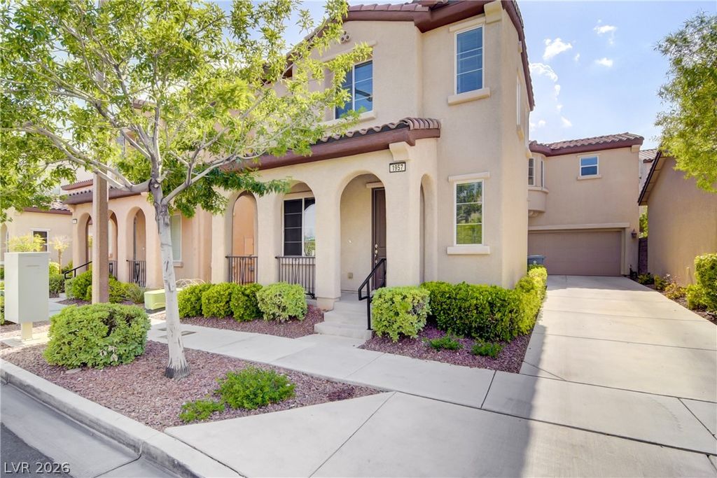 1957 Cape Cod Landing Drive, Las Vegas, NV 89135