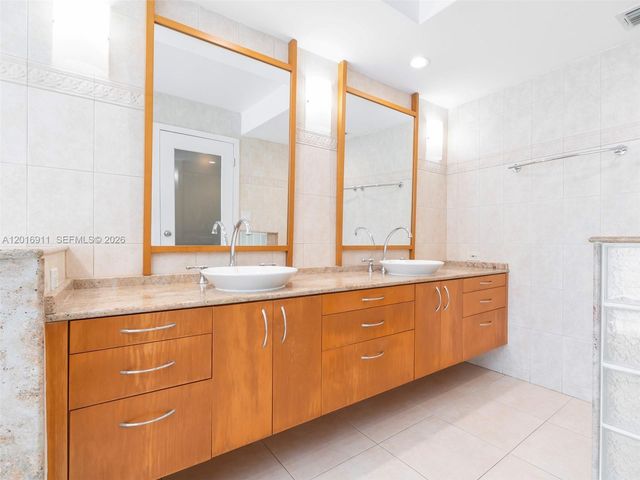 11800 SW 77th Ave, Pinecrest, FL 33156