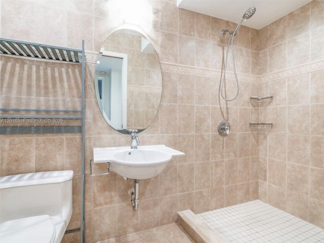 11800 SW 77th Ave, Pinecrest, FL 33156