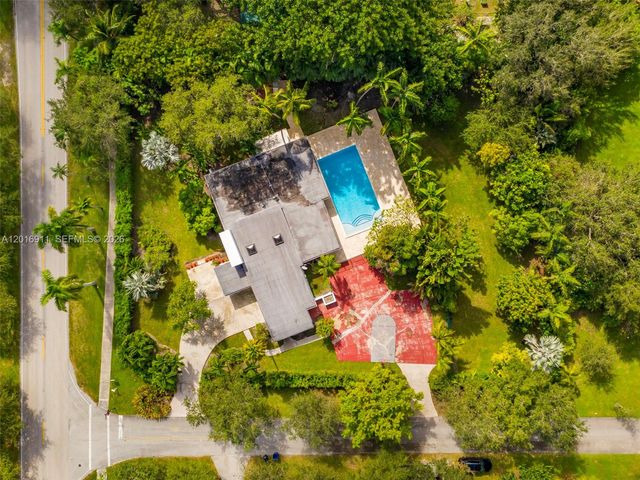 11800 SW 77th Ave, Pinecrest, FL 33156
