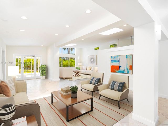 11800 SW 77th Ave, Pinecrest, FL 33156