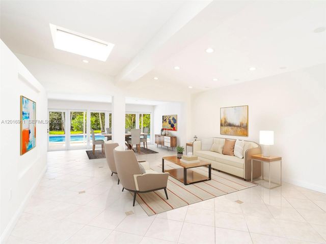 11800 SW 77th Ave, Pinecrest, FL 33156
