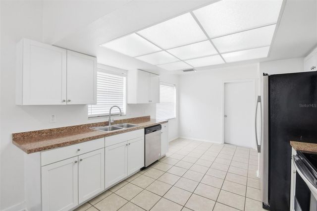 6707 64TH LANE E, Palmetto, FL 34221