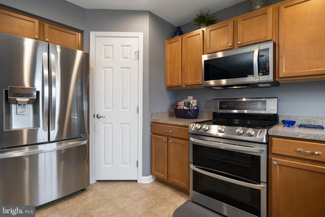 856 COUNTRYSIDE RD, Seven Valleys, PA 17360