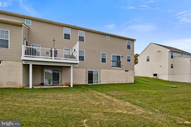 856 COUNTRYSIDE RD, Seven Valleys, PA 17360