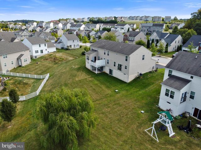856 COUNTRYSIDE RD, Seven Valleys, PA 17360