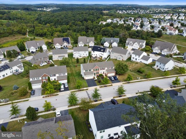 856 COUNTRYSIDE RD, Seven Valleys, PA 17360