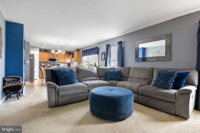 856 COUNTRYSIDE RD, Seven Valleys, PA 17360
