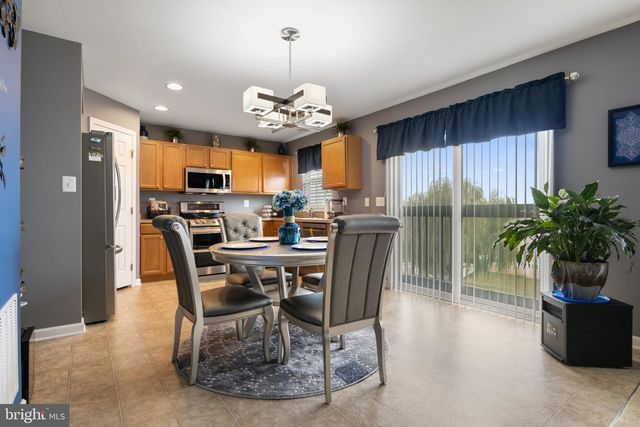 856 COUNTRYSIDE RD, Seven Valleys, PA 17360