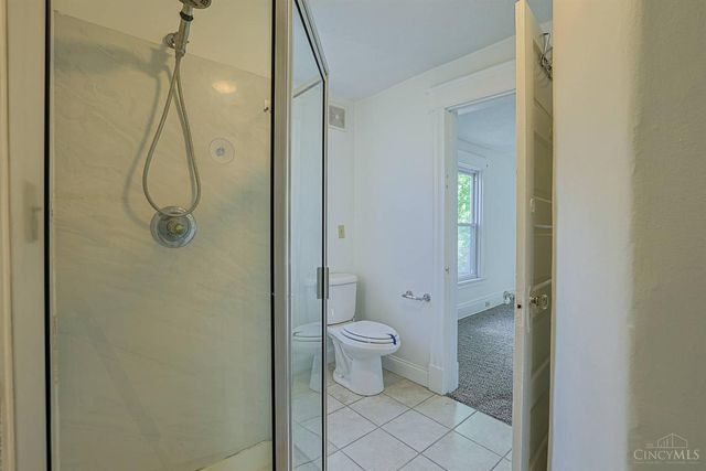 2635 Observatory Avenue, Cincinnati, OH 45208