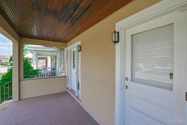 2635 Observatory Avenue, Cincinnati, OH 45208