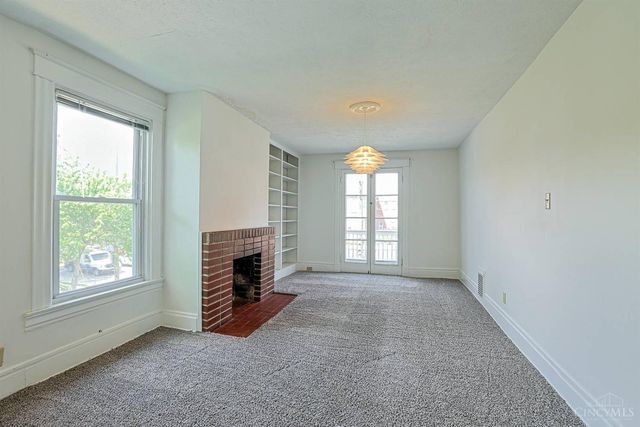 2635 Observatory Avenue, Cincinnati, OH 45208